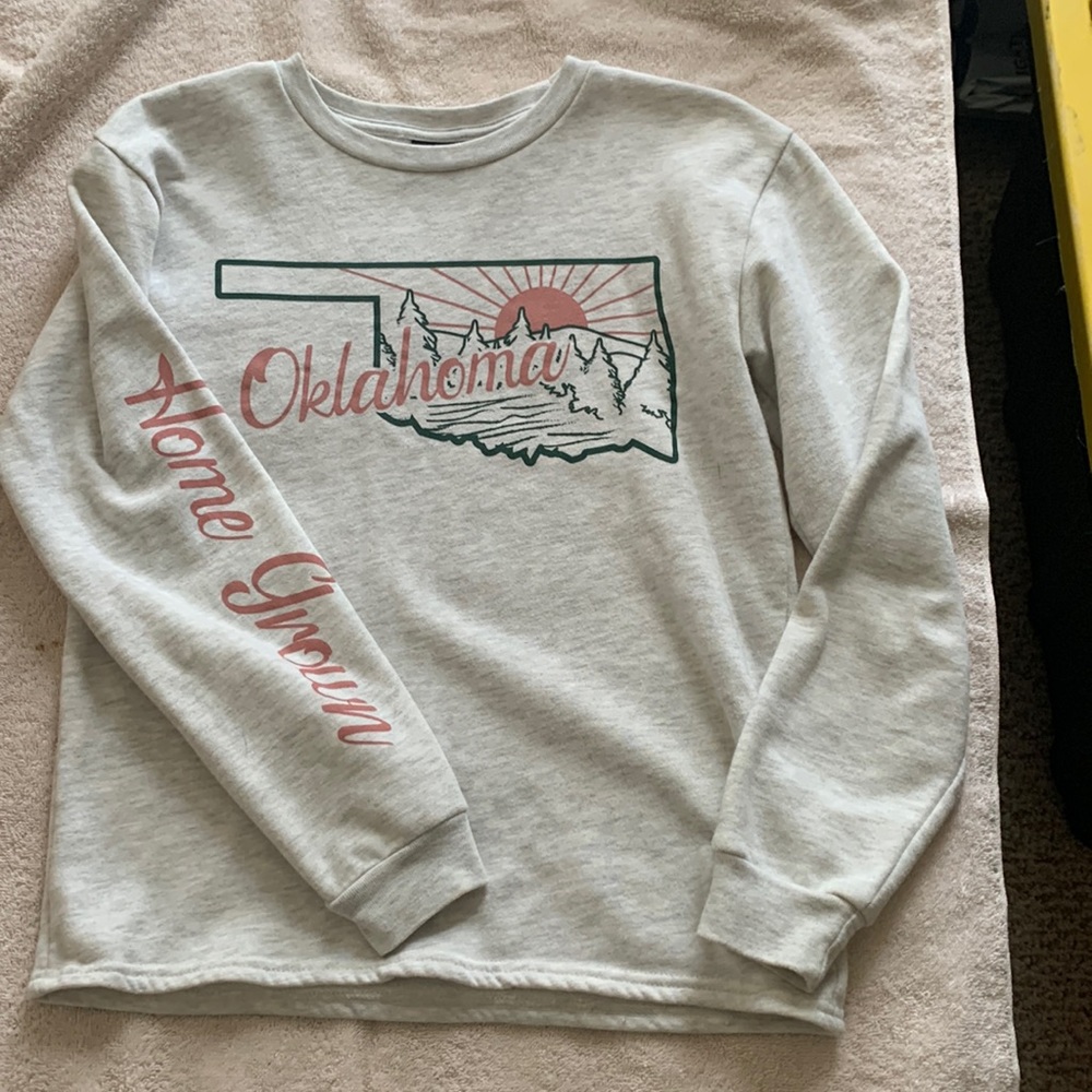 Xs crew sweatshirt